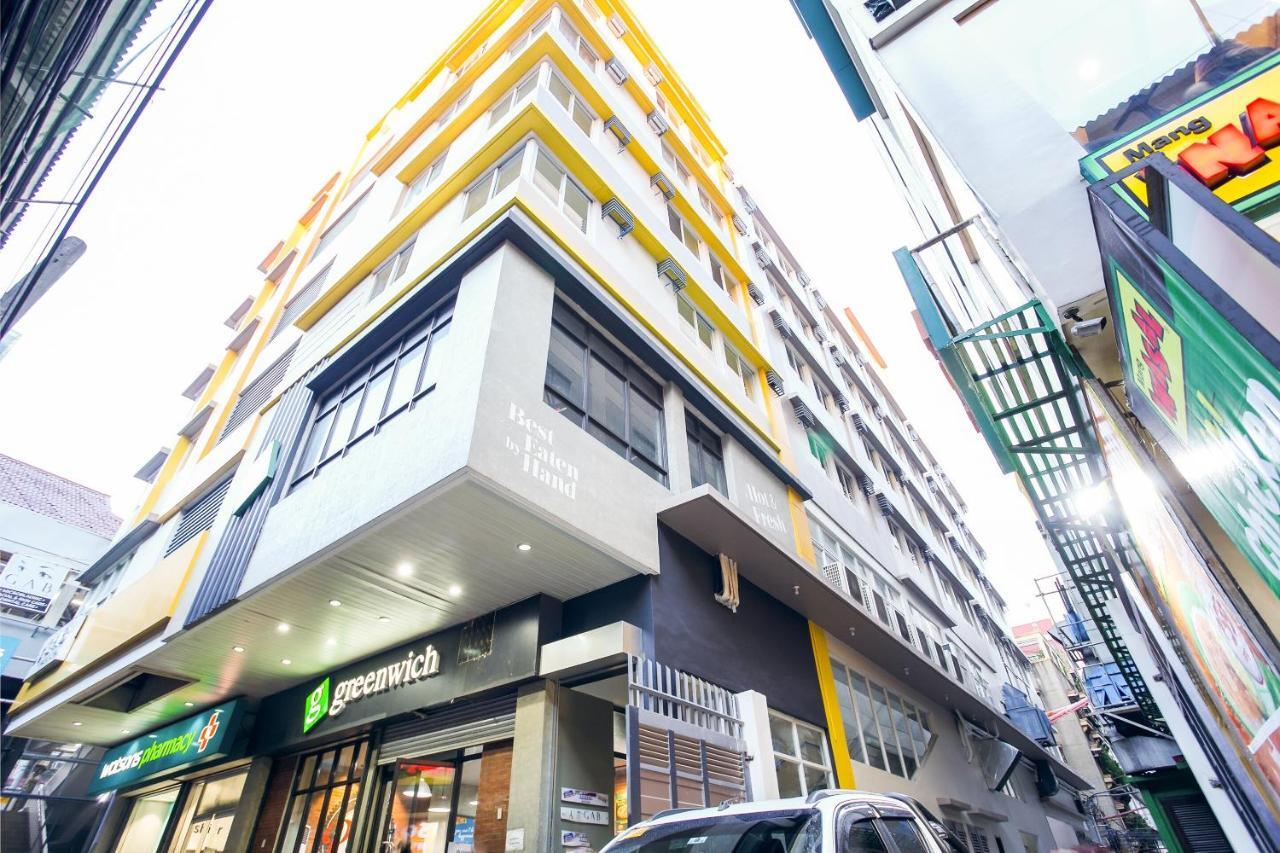 מנילה Oyo 505 Jardin Suites מראה חיצוני תמונה