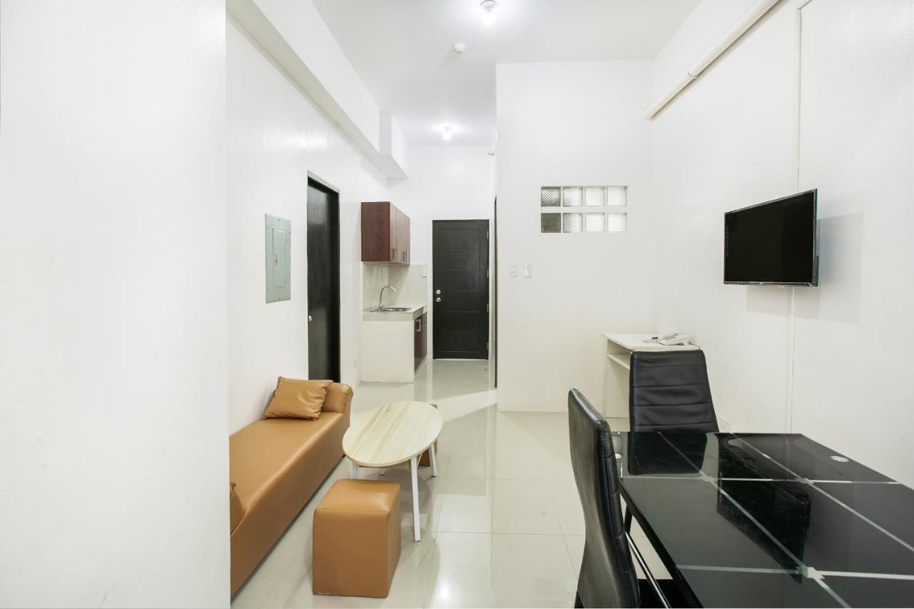 מנילה Oyo 505 Jardin Suites מראה חיצוני תמונה