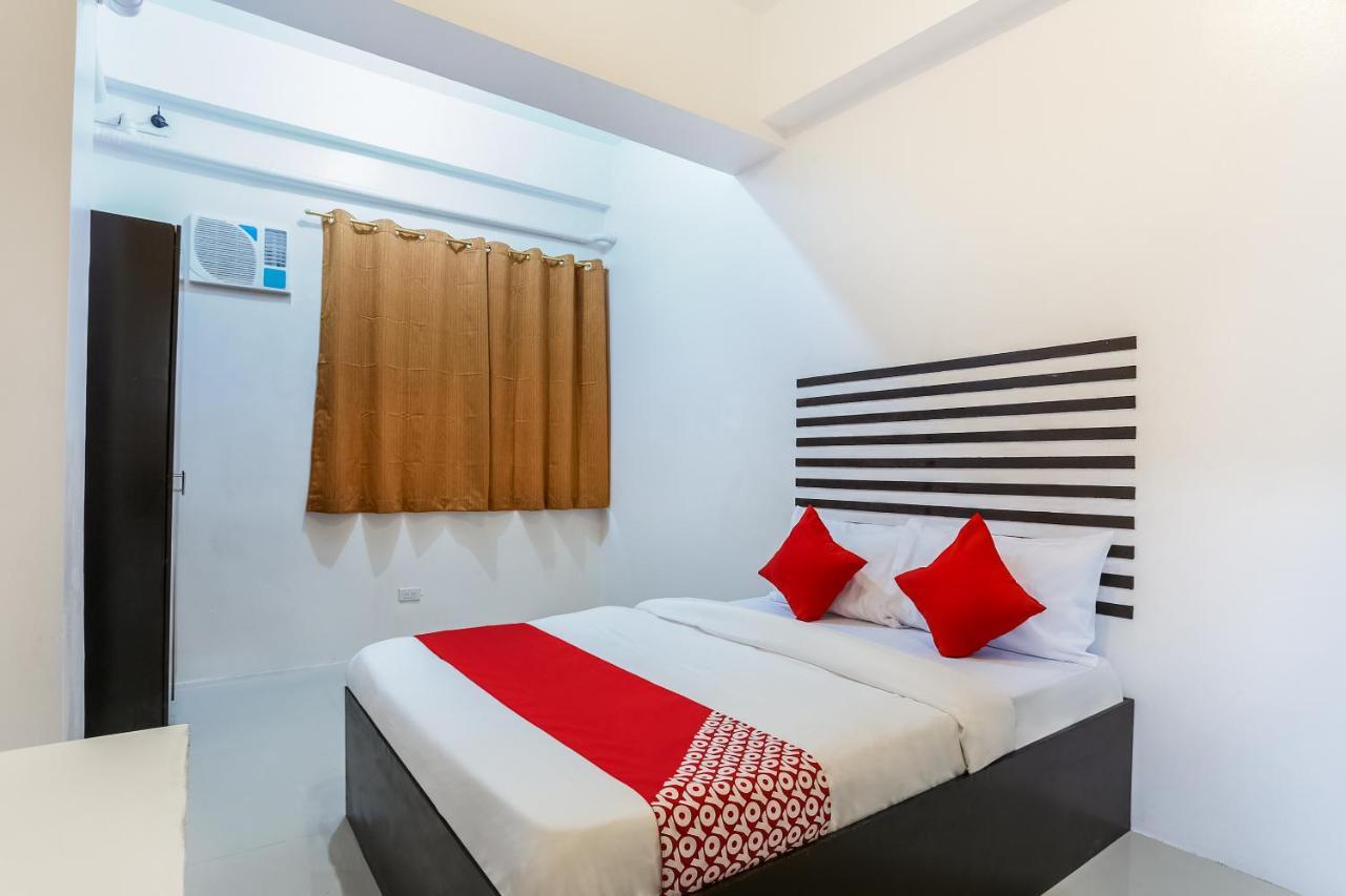 מנילה Oyo 505 Jardin Suites מראה חיצוני תמונה